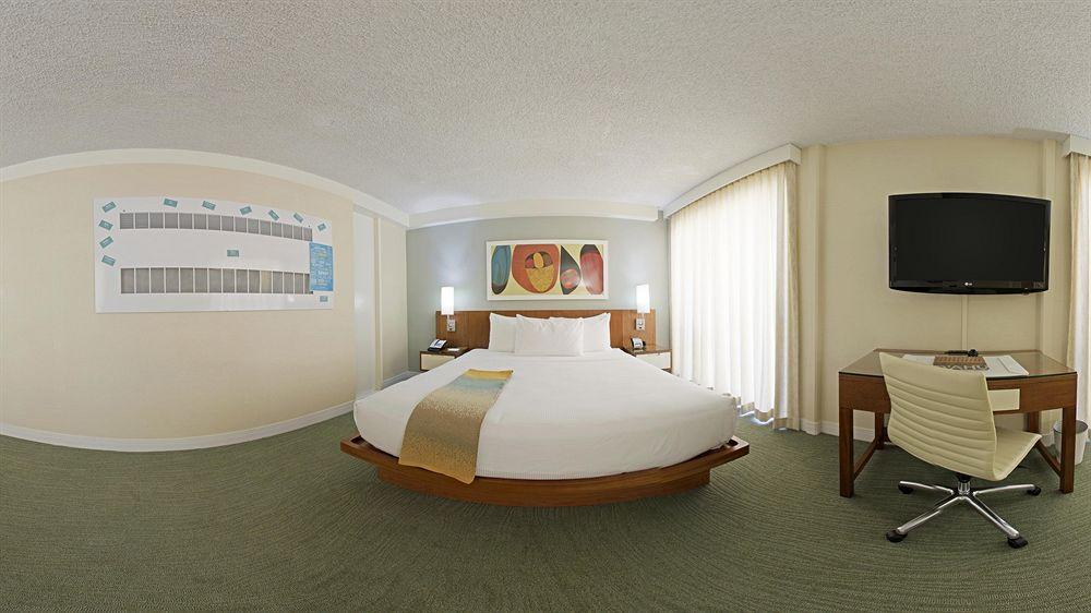 הונולולו Shoreline Hotel Waikiki מראה חיצוני תמונה